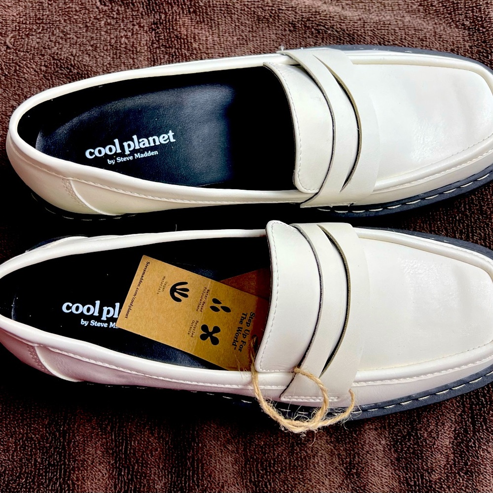 NWT Cool Planet Steve Madden Platform Loafers